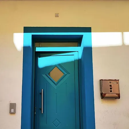 La Pura Vida